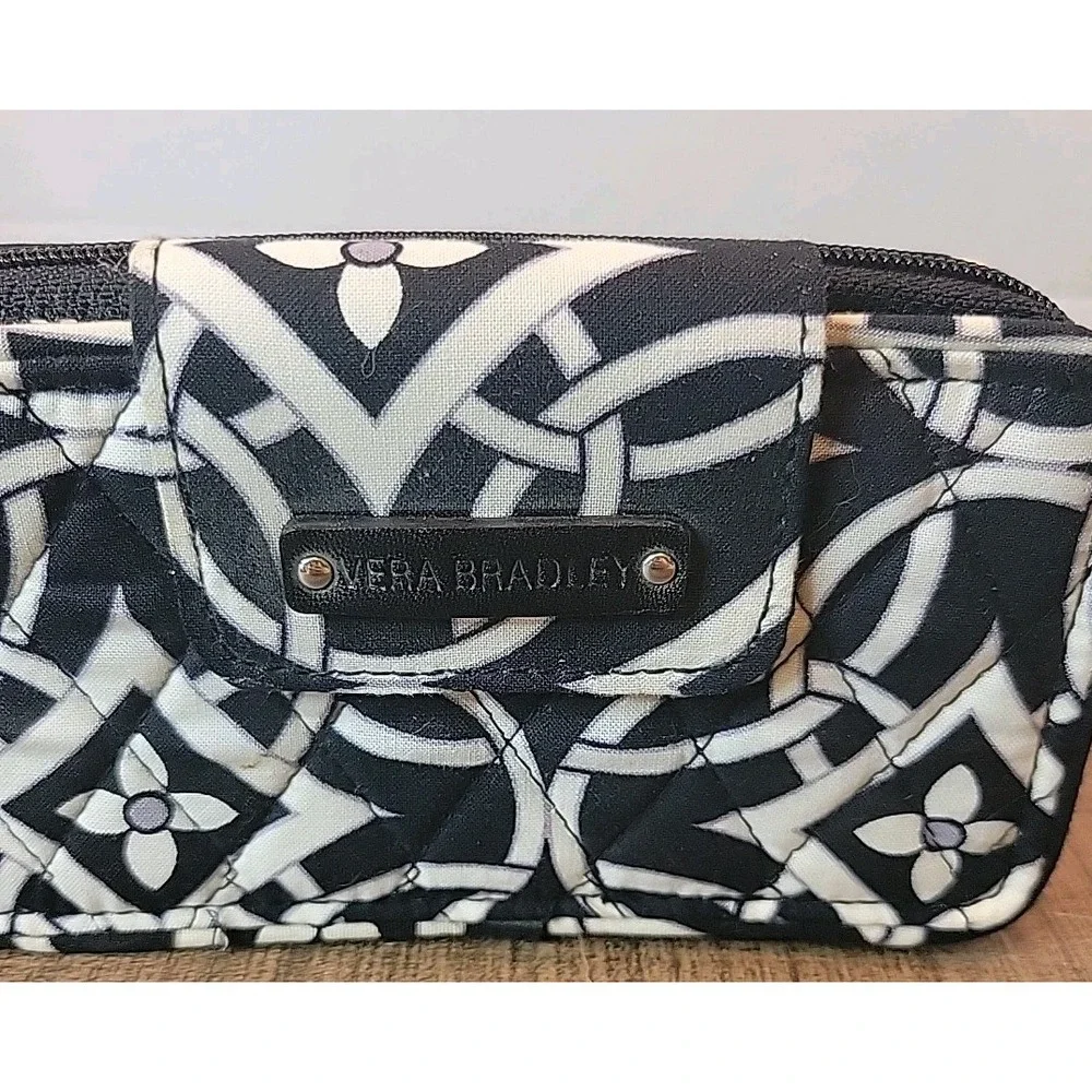 Vera Bradley Zip Around Wallet Clutch‎ Small Purse Concerto Pattern No Strap